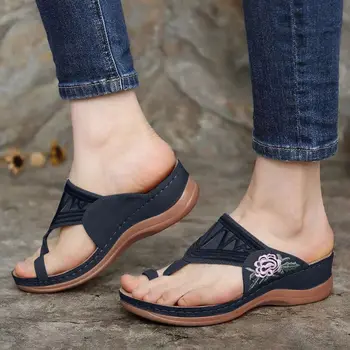 Tanga Klip Ayak Kama ortopedik terlikler Kadınlar Üzerinde Kayma Çiçek Nakış Flip Flop Roma Rahat Kemer Desteği Sandalet