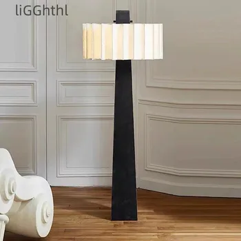 Çağdaş zemin lambaları LED İskandinav moda basit tasarım ayakta ışık ev oturma odası yatak odası dekoru